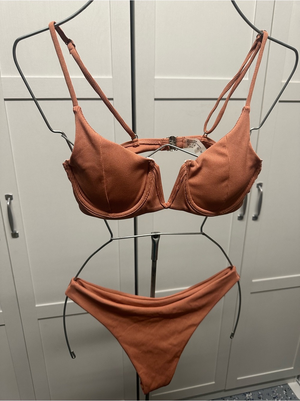 SHEIN Ribbed Underwire Bikini Set in Rust Orange - Picture 2 of 4